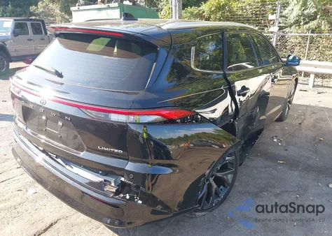 2025 Toyota Crown Signia Limited из США, поврежденный, VIN JTDACAAJ6S3020103